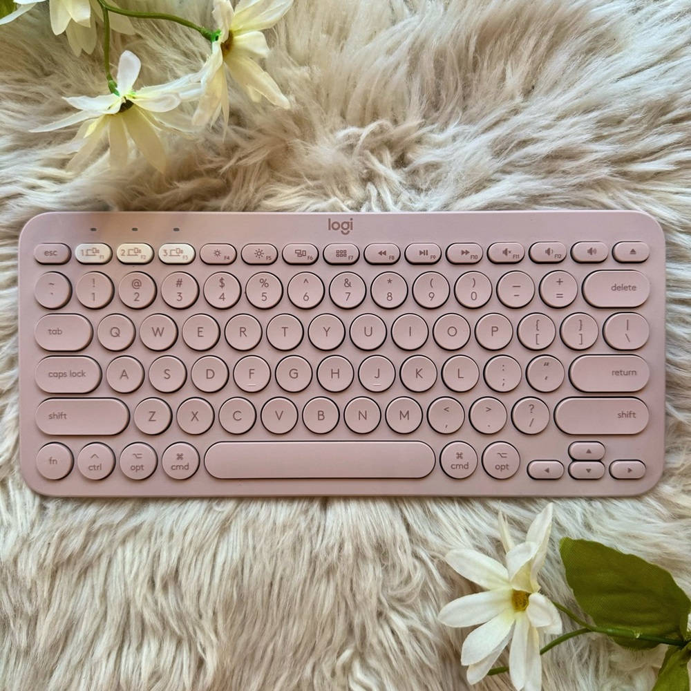 Logitech K380 Wireless Multi Device Bluetooth Keyboard for Mac MacBook iPad Pink